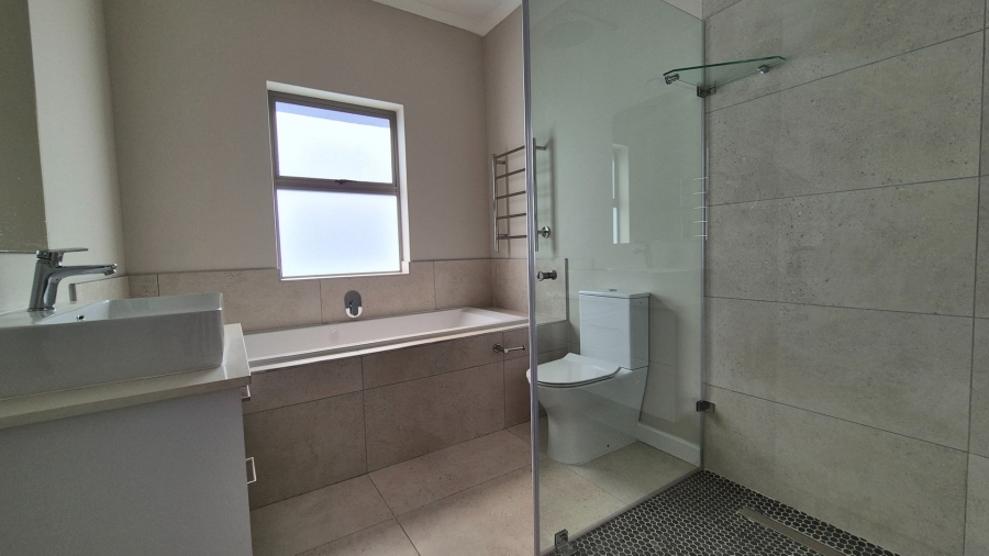 3 Bedroom Property for Sale in Langebaan Country Estate Western Cape